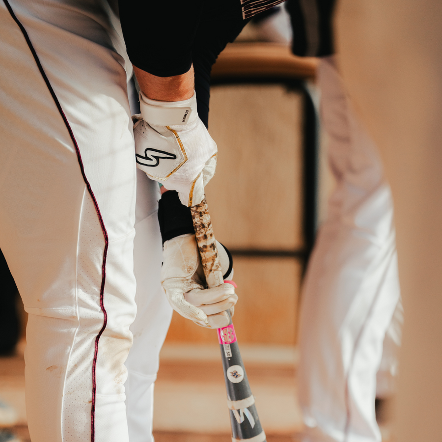 Sting Squad Batting Gloves - White & Gold Chrome